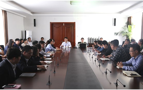 �������˾�����������֪ʶ��ѵ