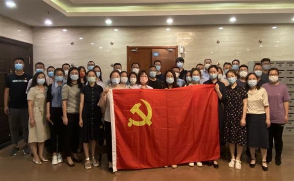 �������� �밮ͬ�С���������Ͷ���ŵ�ԱԢĿ�м���ר����������