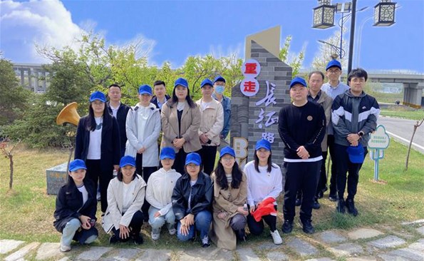 ������Ͷ���ſ�չ���ഺ�򵳡���������������������˶�